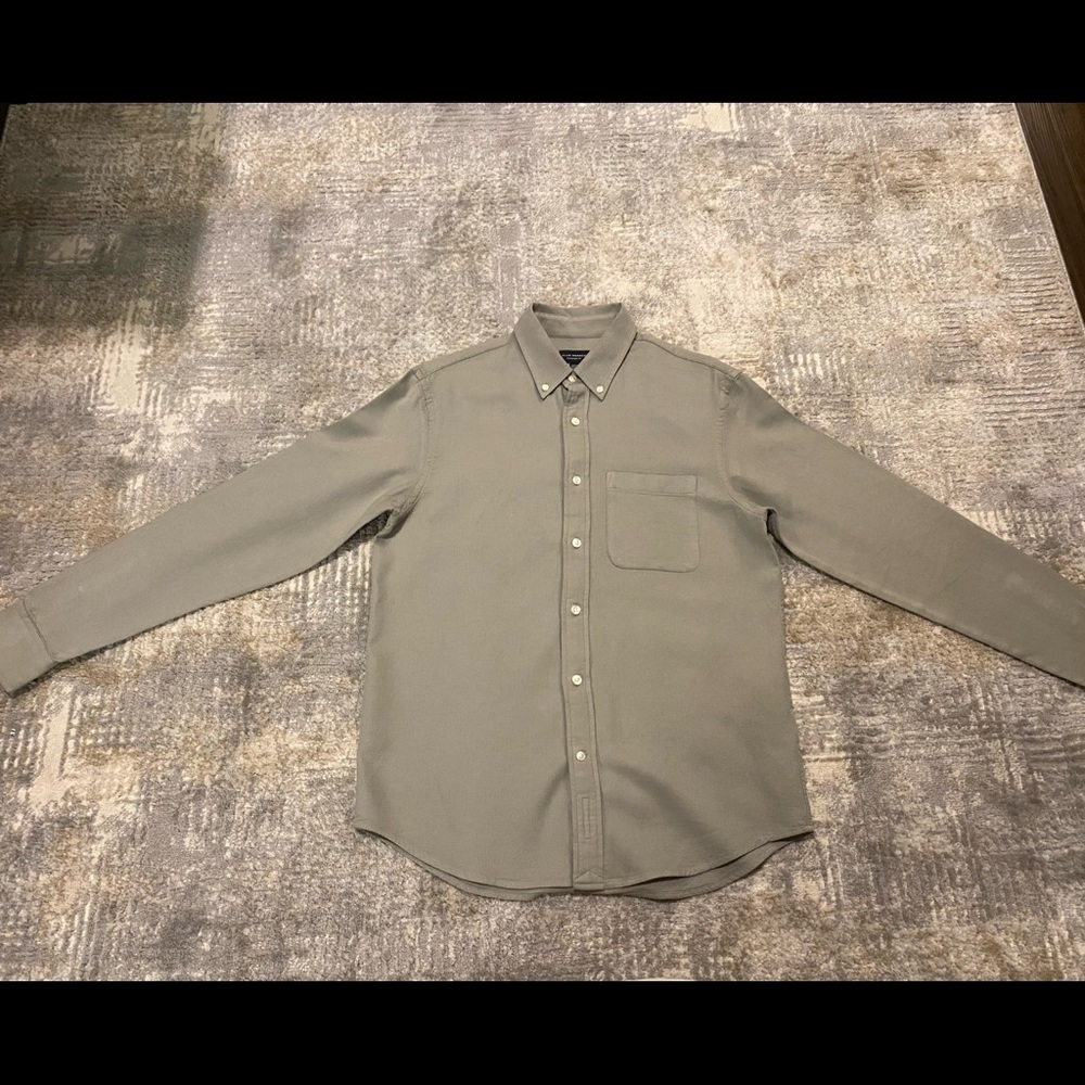 Club Monaco Button Down shirt